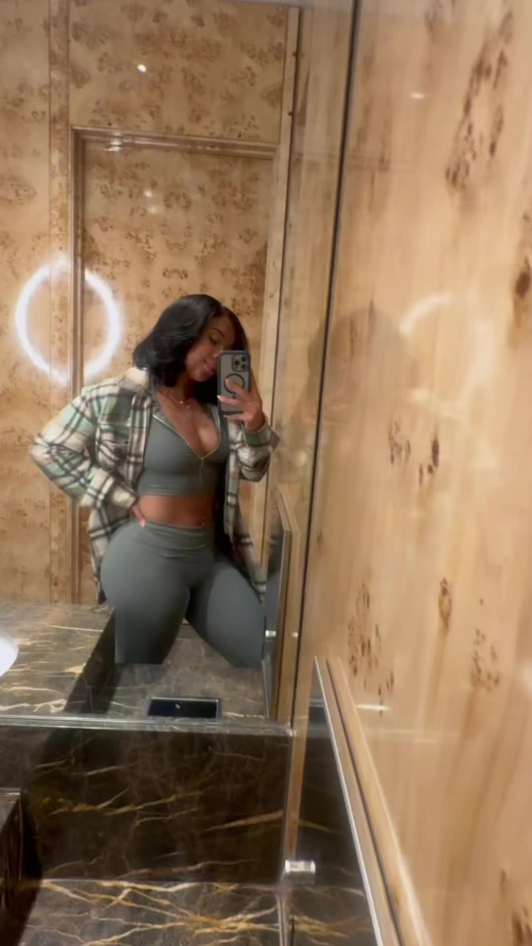 @nish2sexy