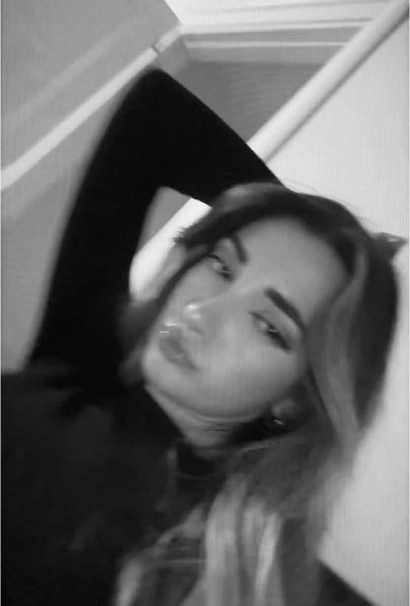 @ᴵˡᵃʳⁱᵃ ⚡️