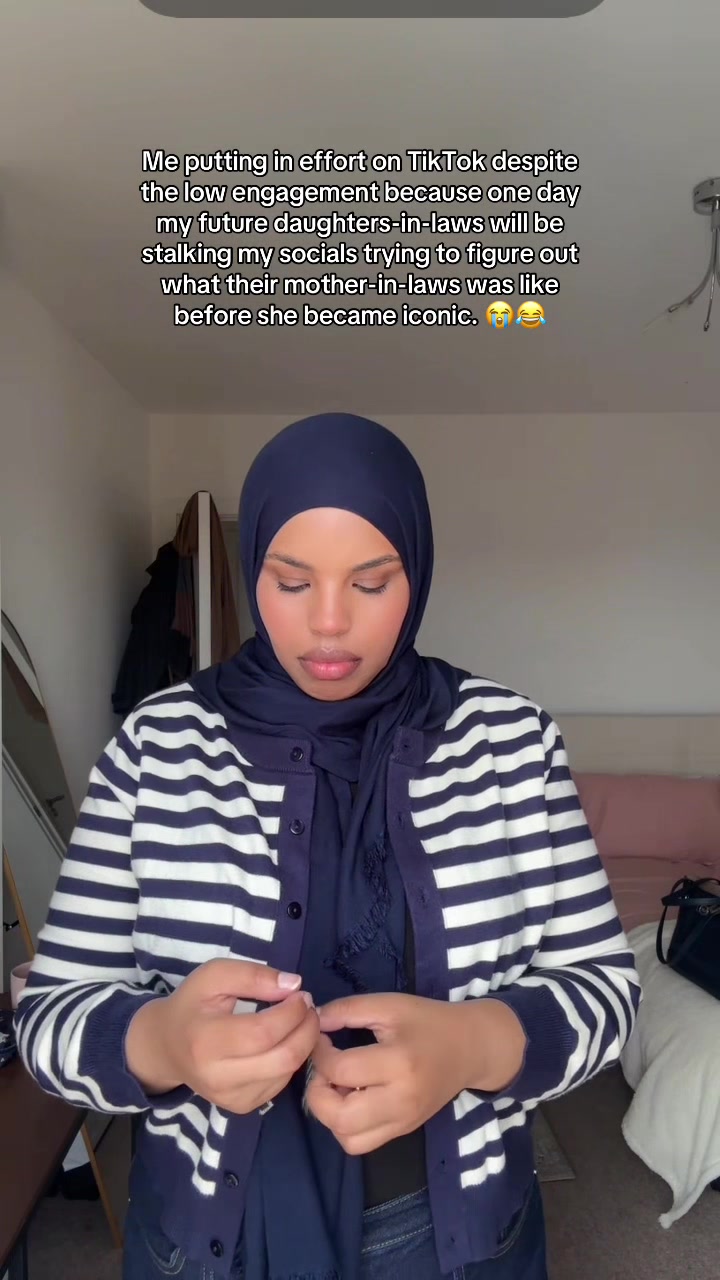 @Aisha🧸