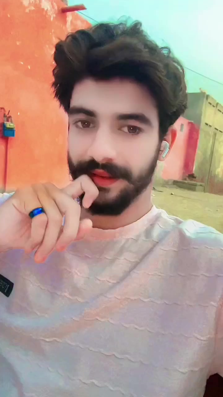 @راجہ🍂