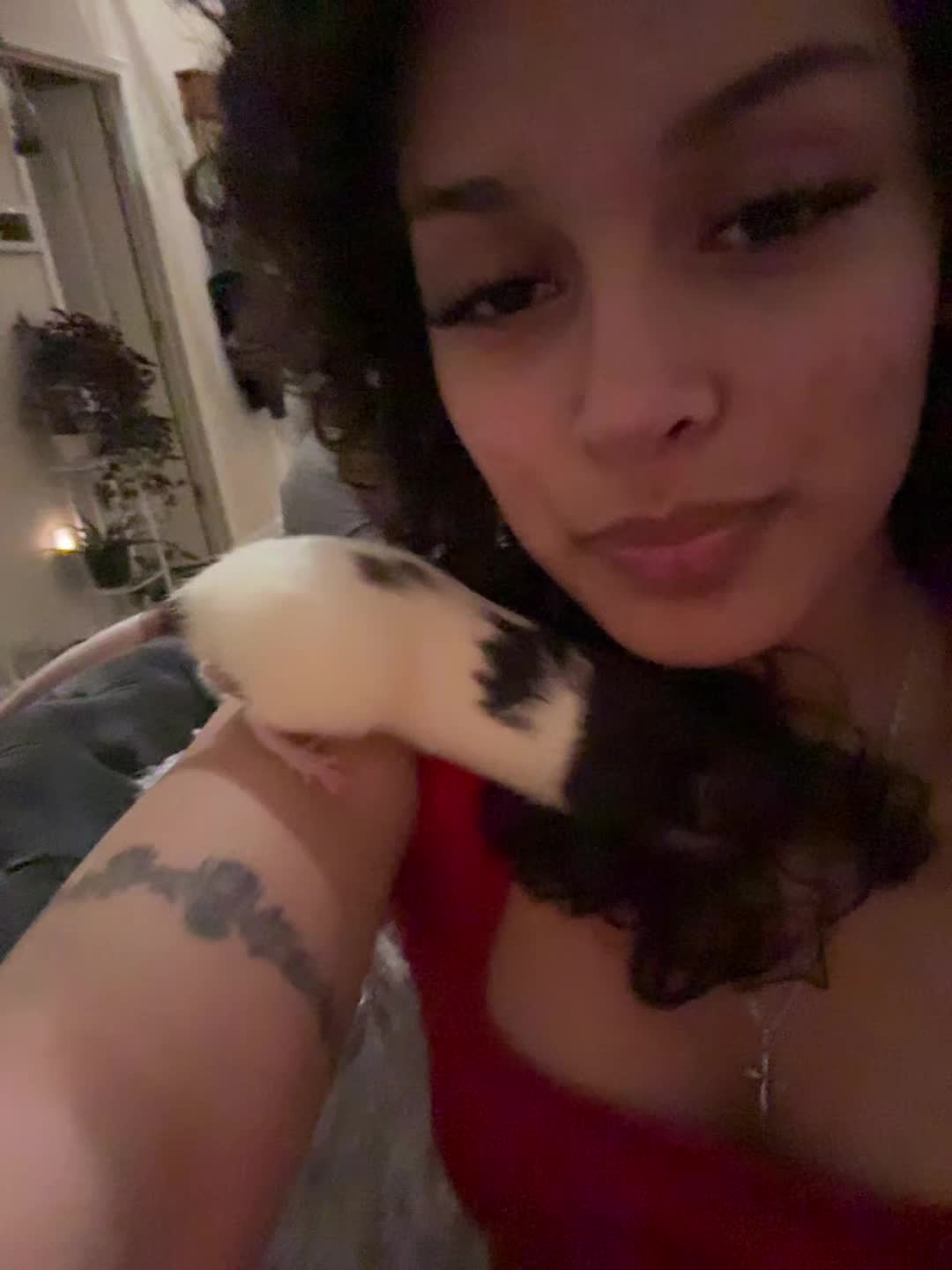 @<3