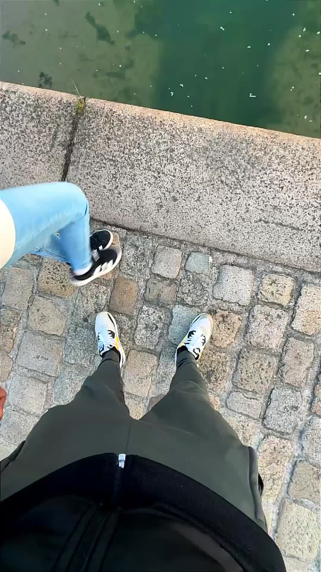 @Le B🦔