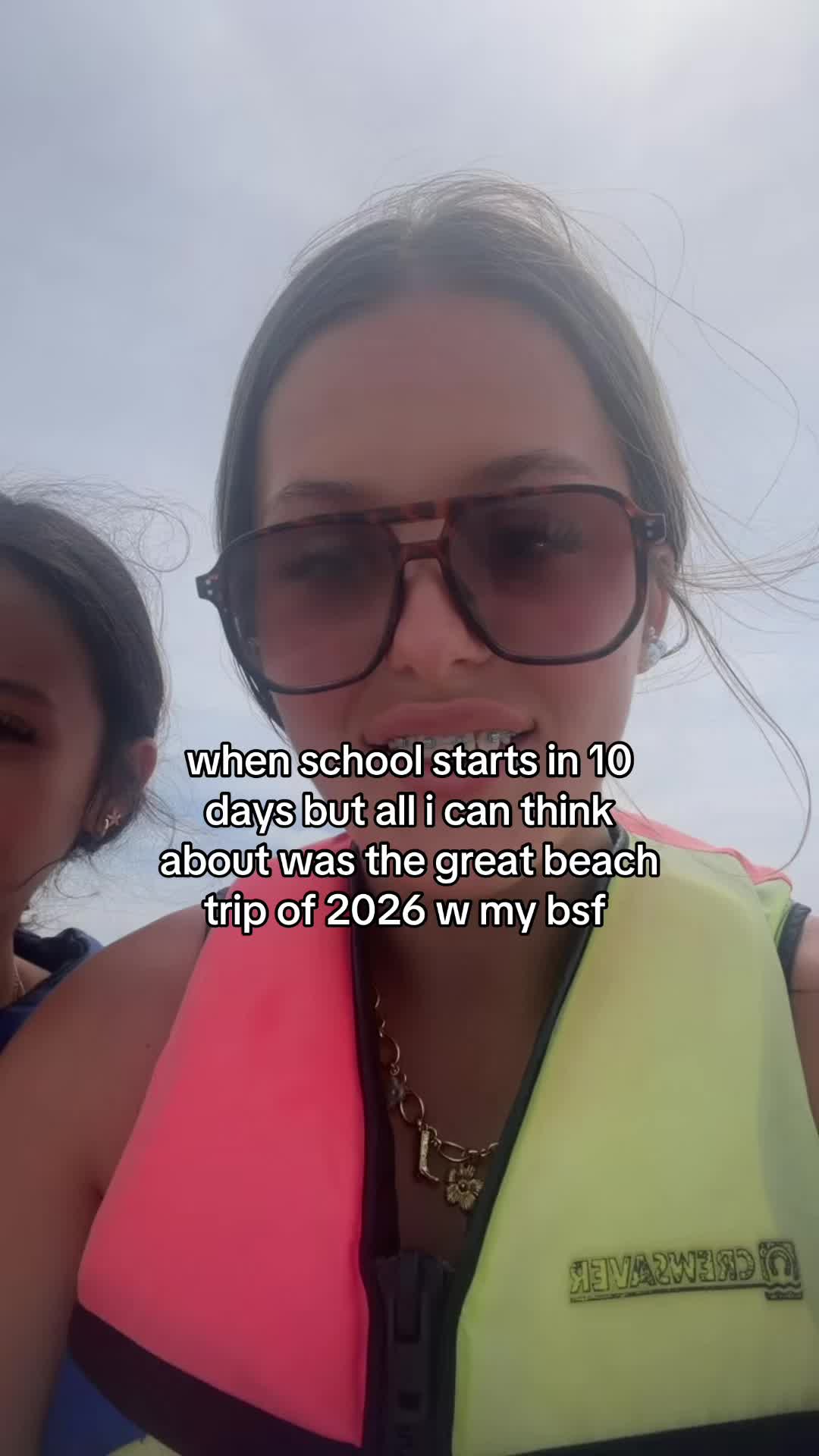 @👻