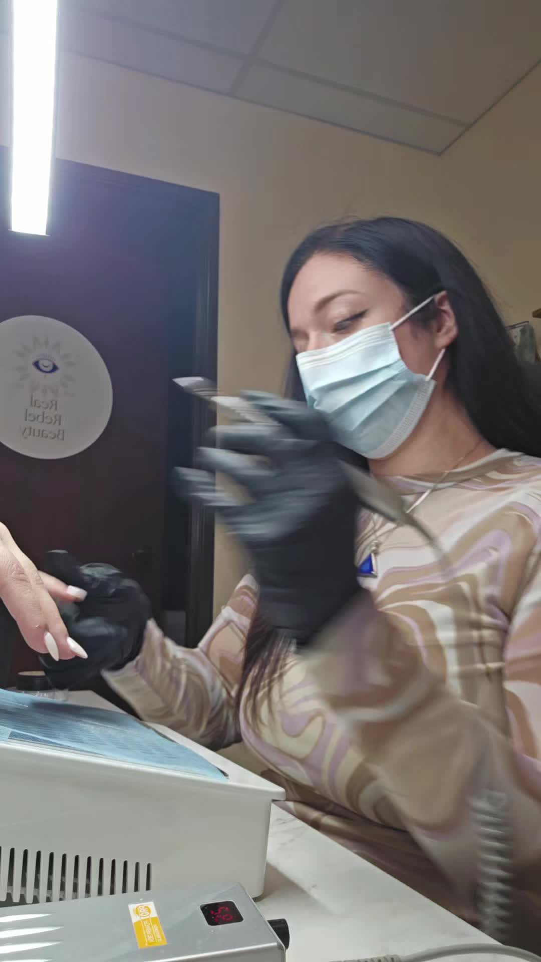 @Chic.nail.lounge