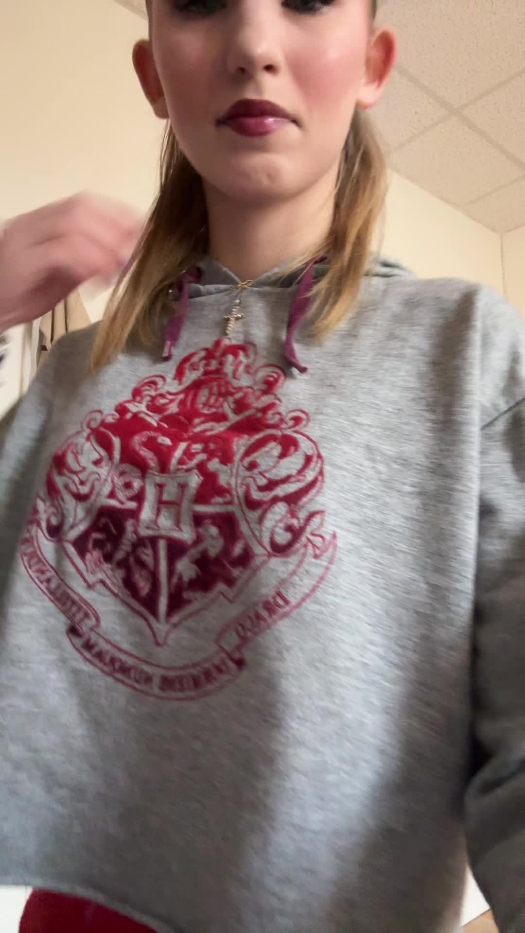 @diescrymiley_secret