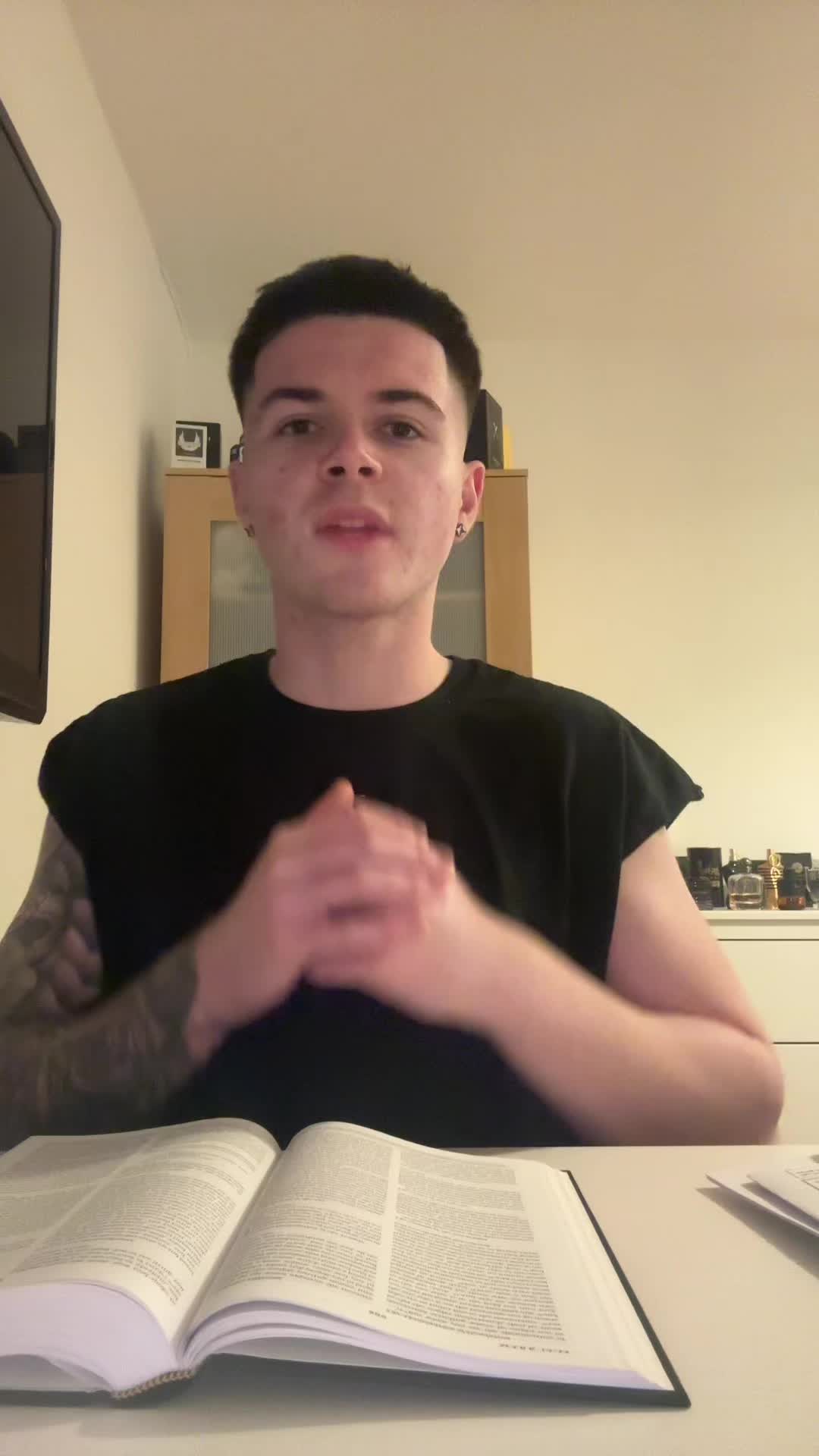@Jay Fragola ✝️