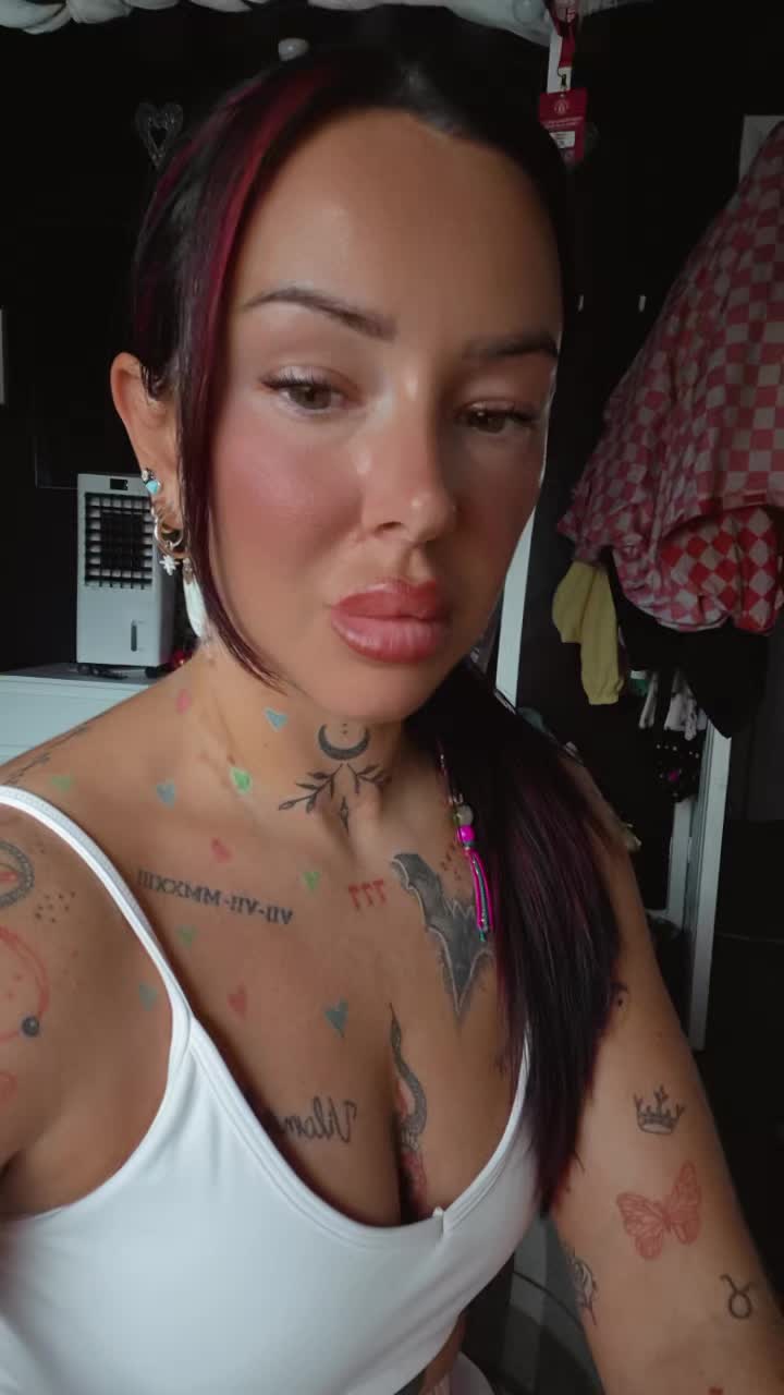 @🍭🫧Kerri Victoria🫧🍭