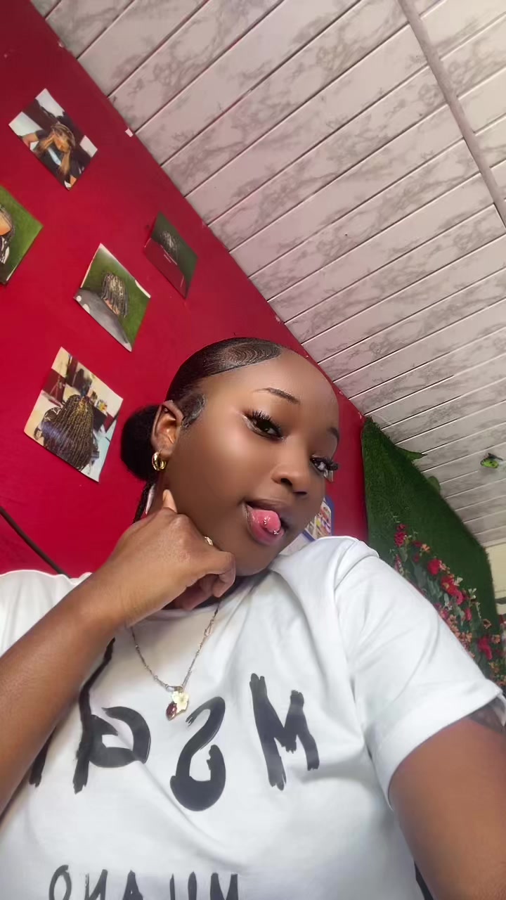 @444_Trini