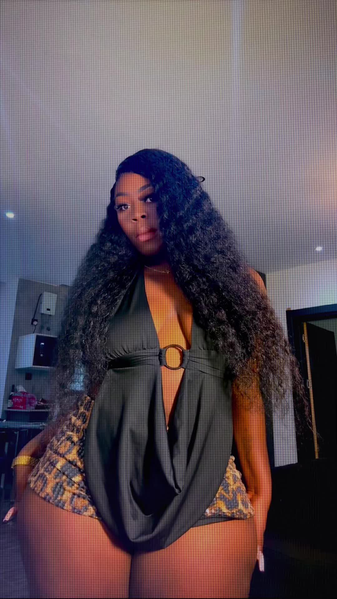@Rocklyn Osei Esther🦋🦋🦋