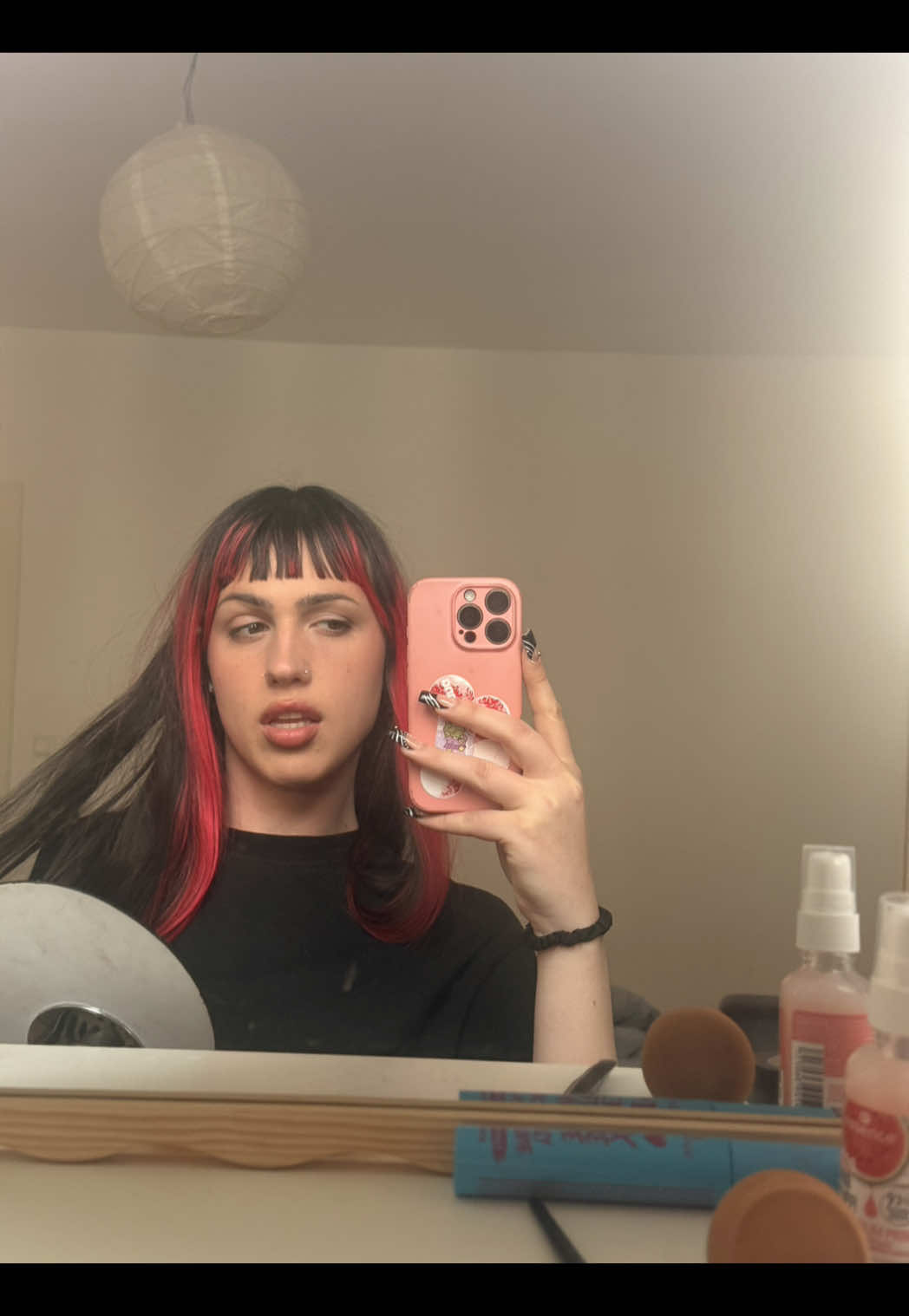 @queenivyquinn