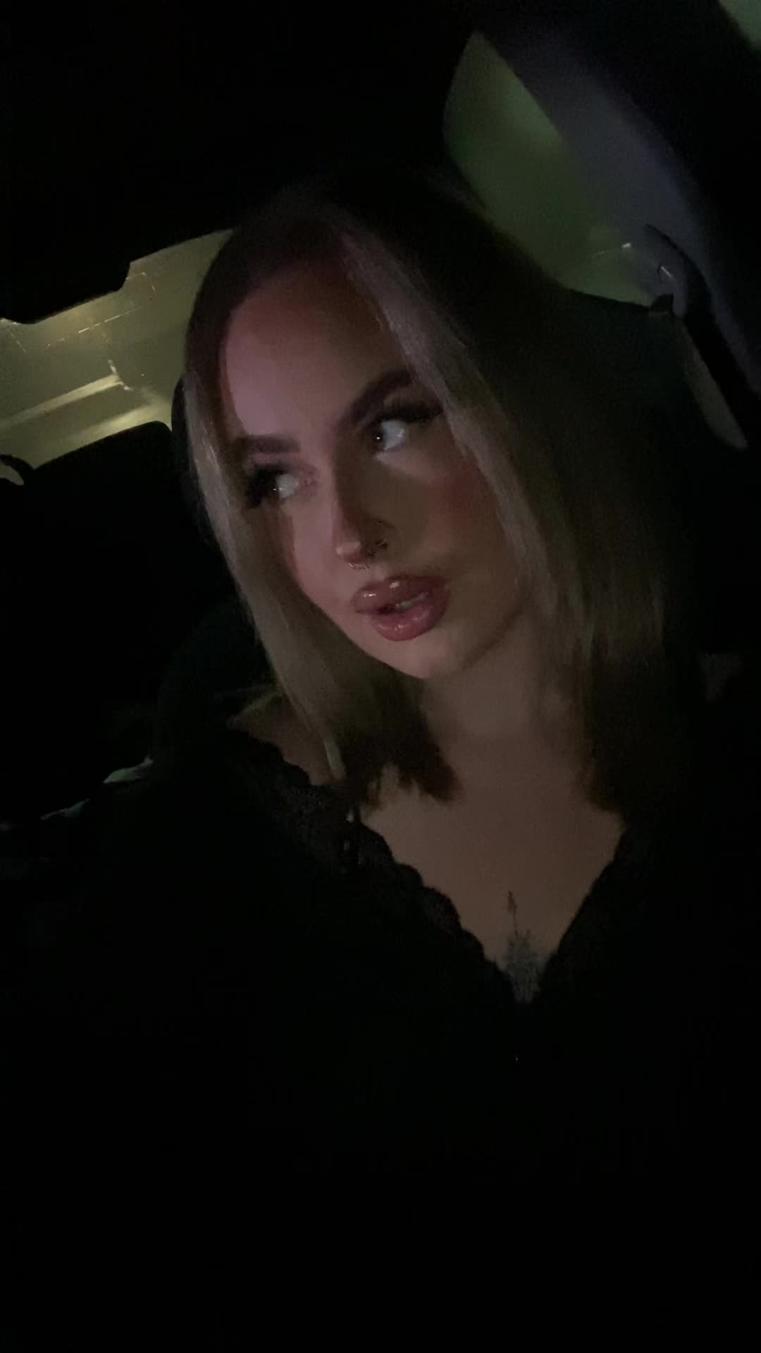 @elle