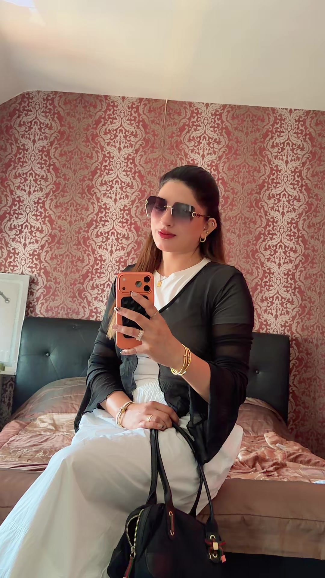 @Simply_me