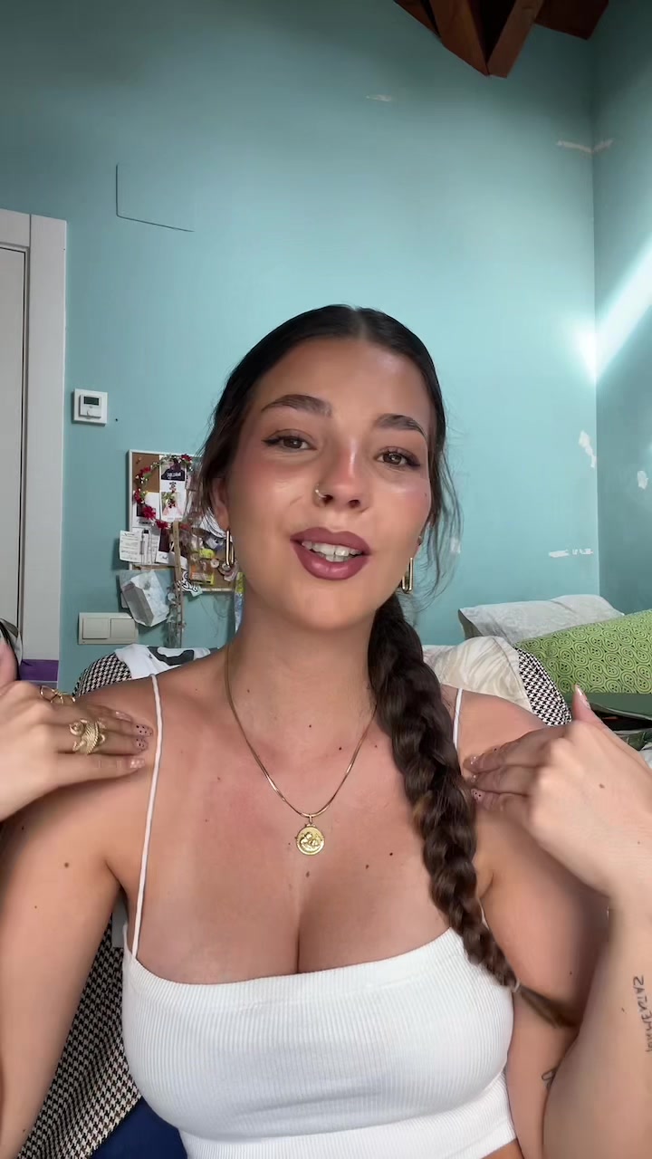 @me llamo claudia