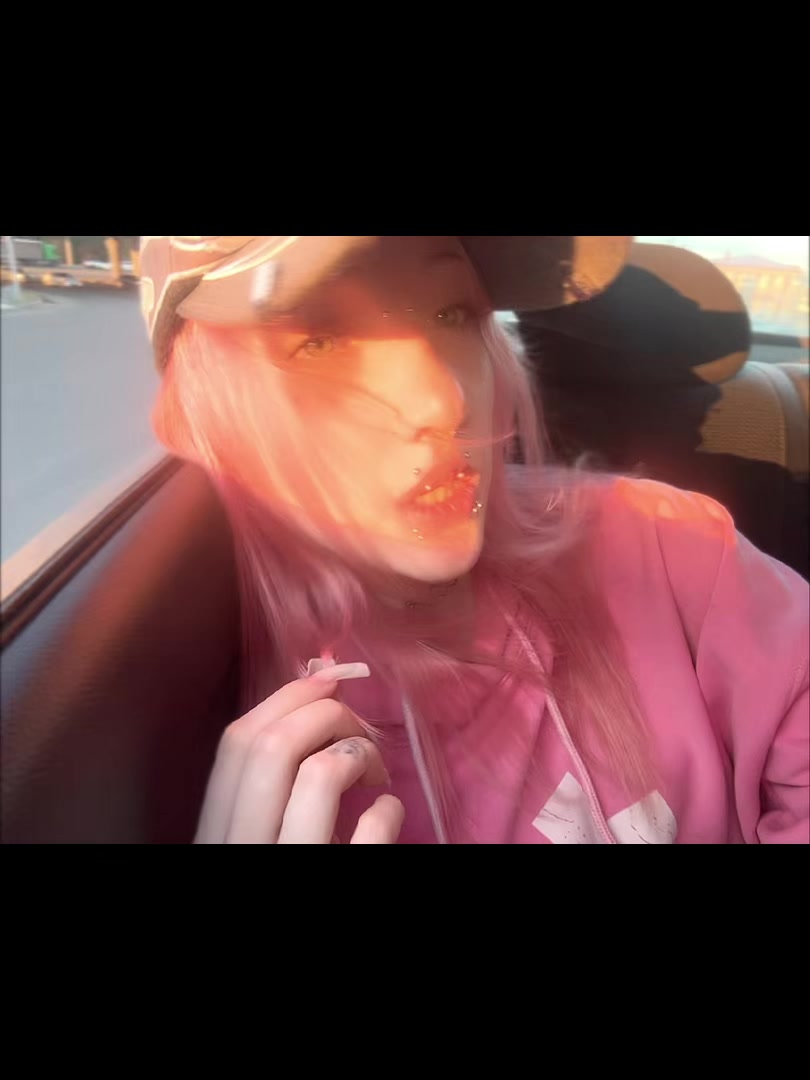 @lollikily