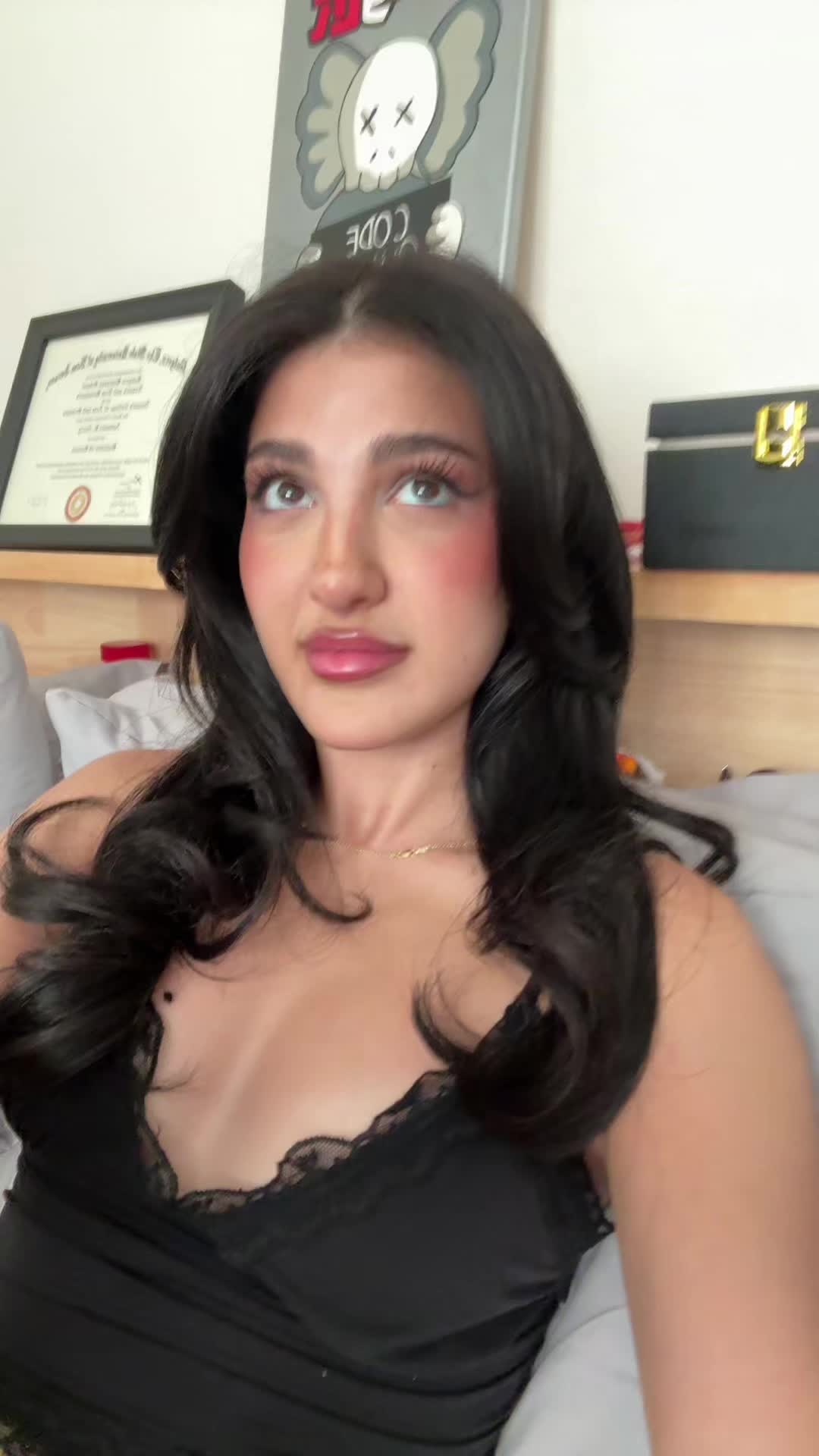 @ELÈNA HAZINAH