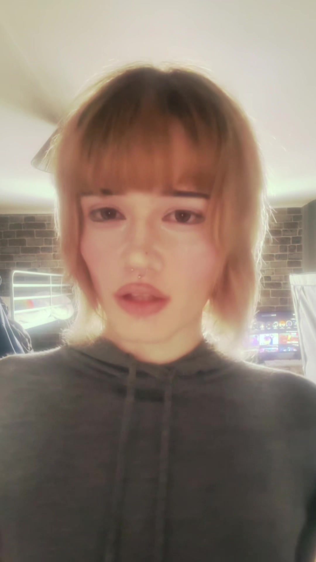 @・𝓒𝓺𝓫𝓮𝓻𝓯𝓪𝓬𝓮・