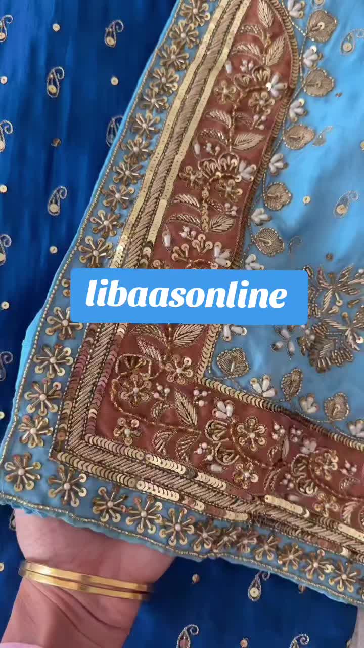 @ਲਿਬਾਸ by ਕੌਰ