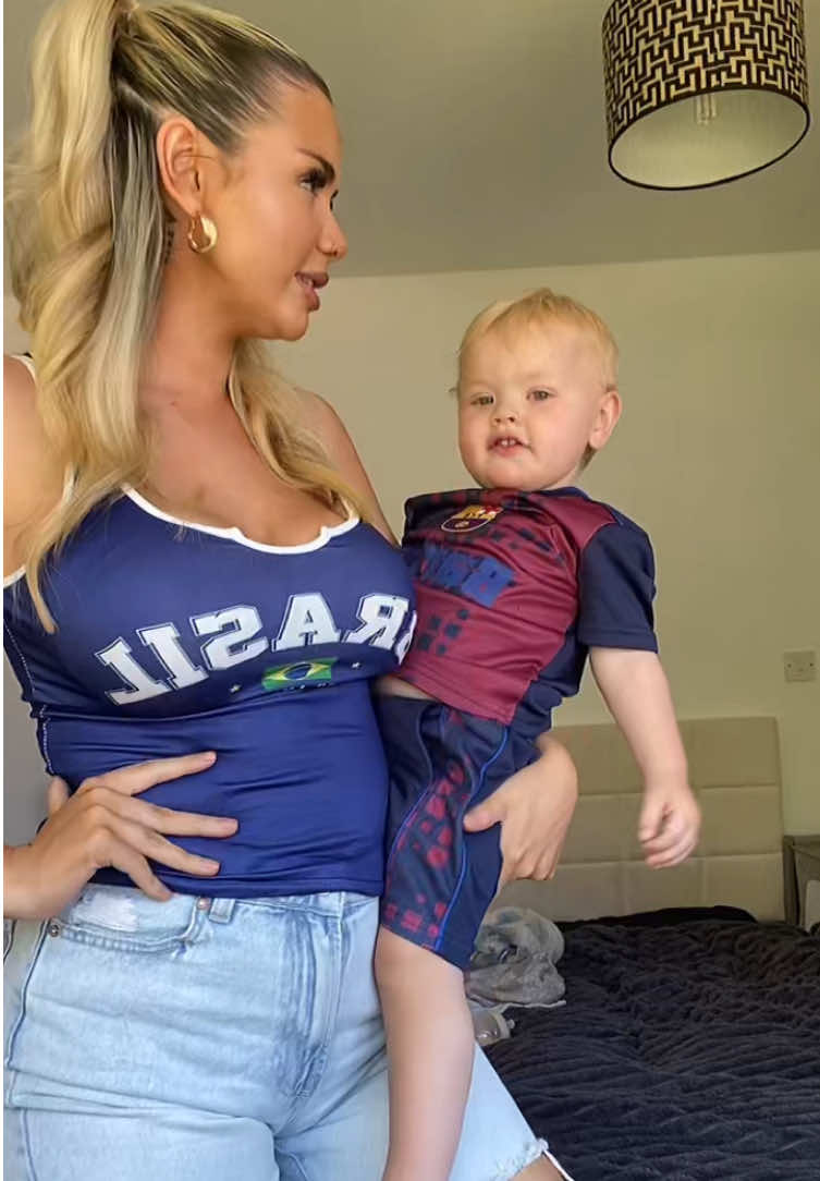 @ameliagracehughesx