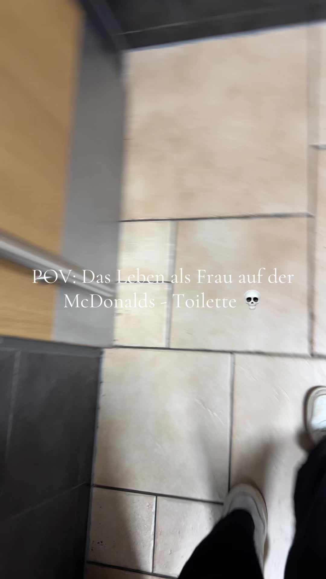 @laurafailz