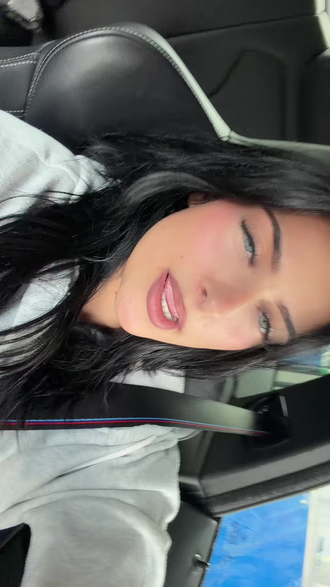 @_vranovaa