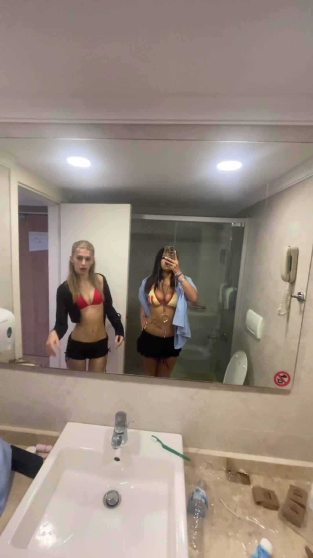@444