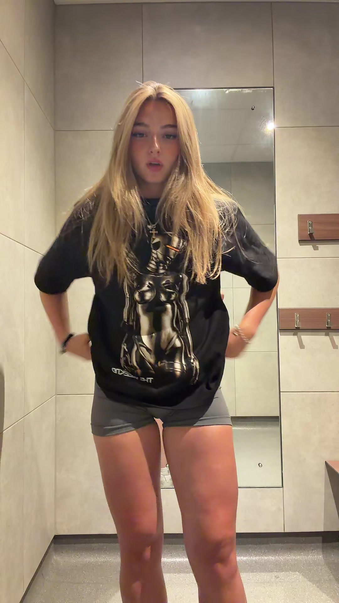 @lilyderenzyfit