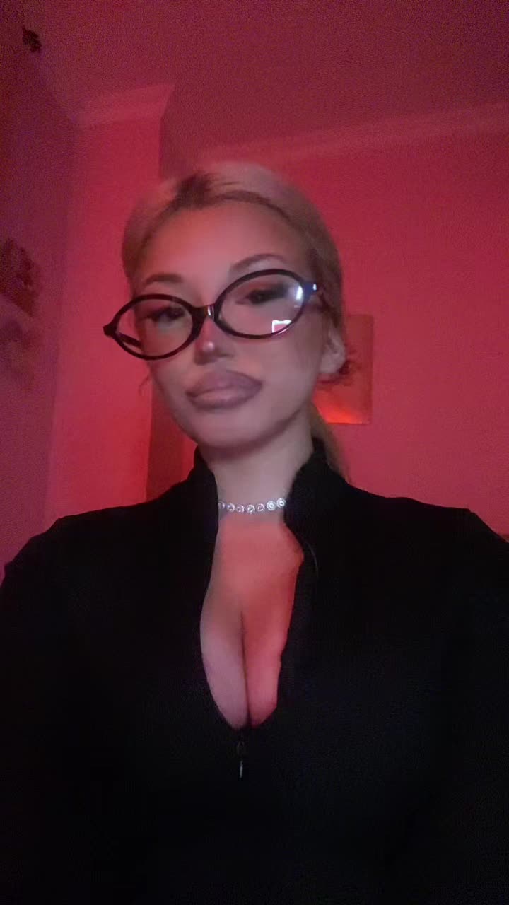 @𝖇𝖆𝖗𝖇𝖎𝖊