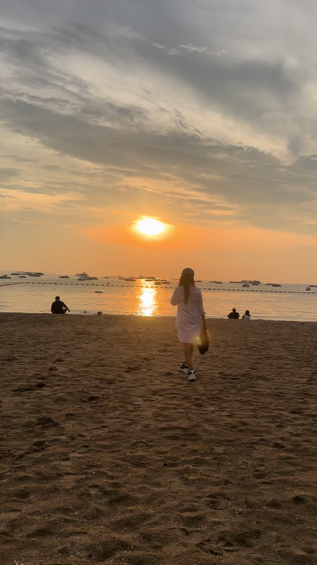 @Natalie🇹🇭🇬🇧