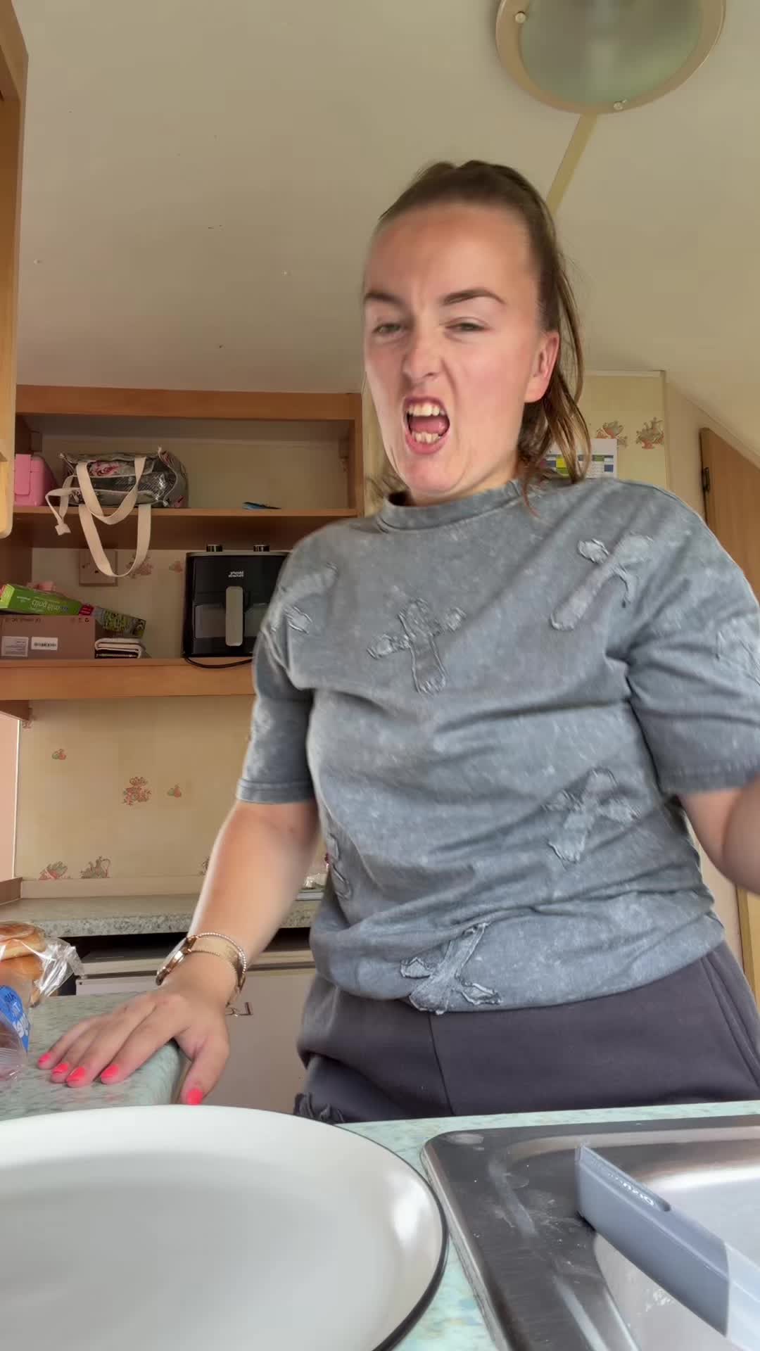 @beckieiscrazy19