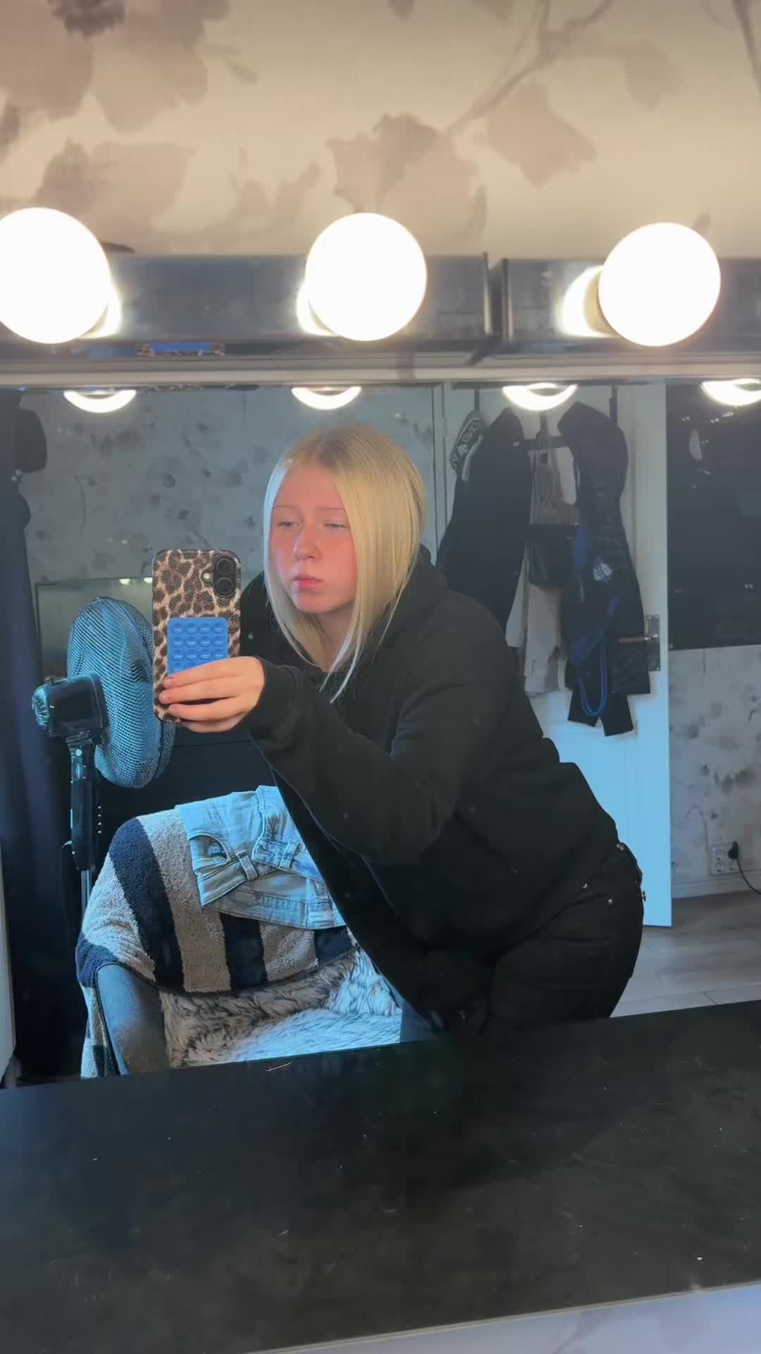 @𝐸𝒷𝒷𝒶 𝐵𝒶𝒸𝓀𝓂𝒶𝓃🏎️💨