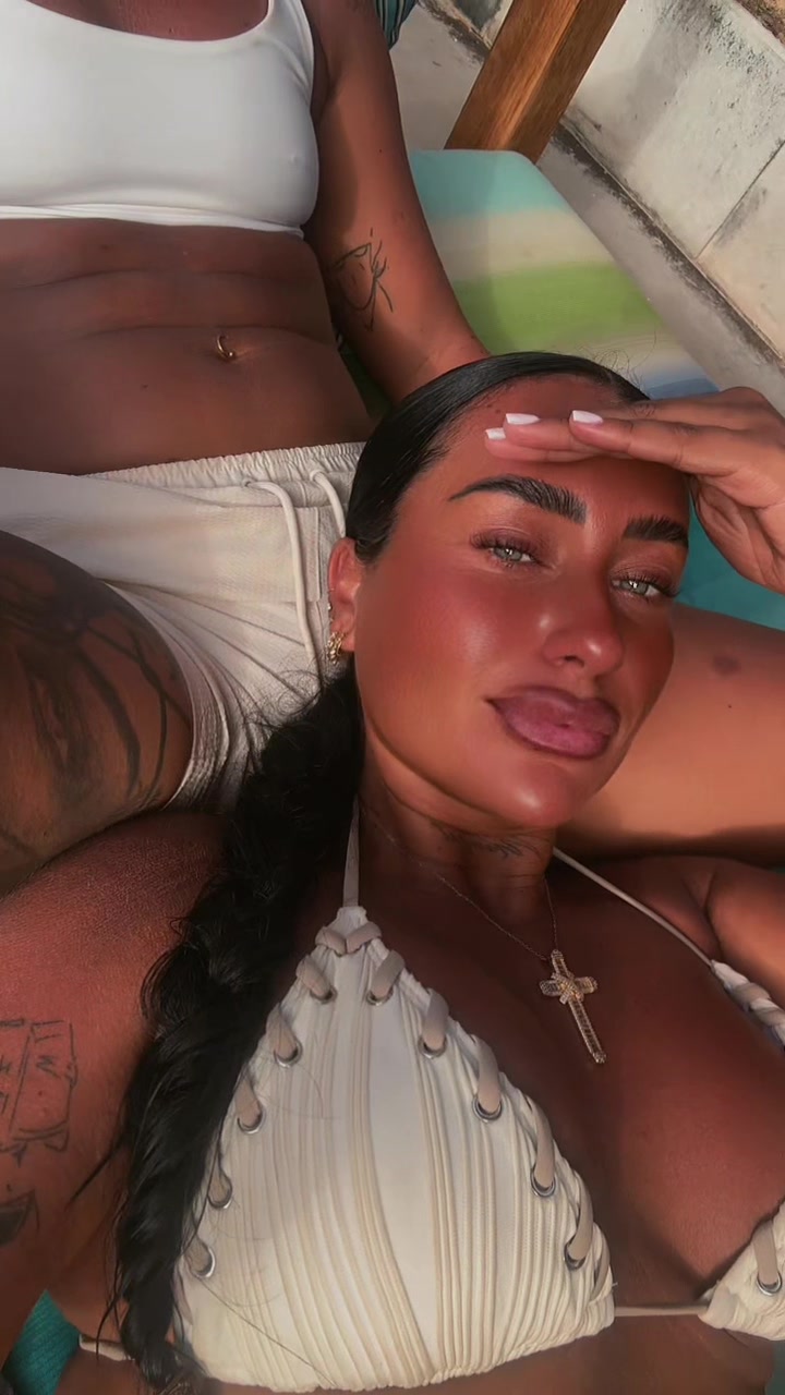 @Kelseybaileyx
