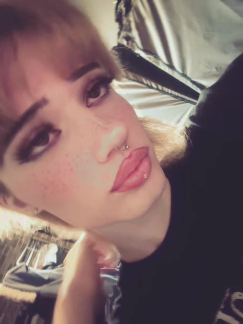 @・𝓒𝓺𝓫𝓮𝓻𝓯𝓪𝓬𝓮・