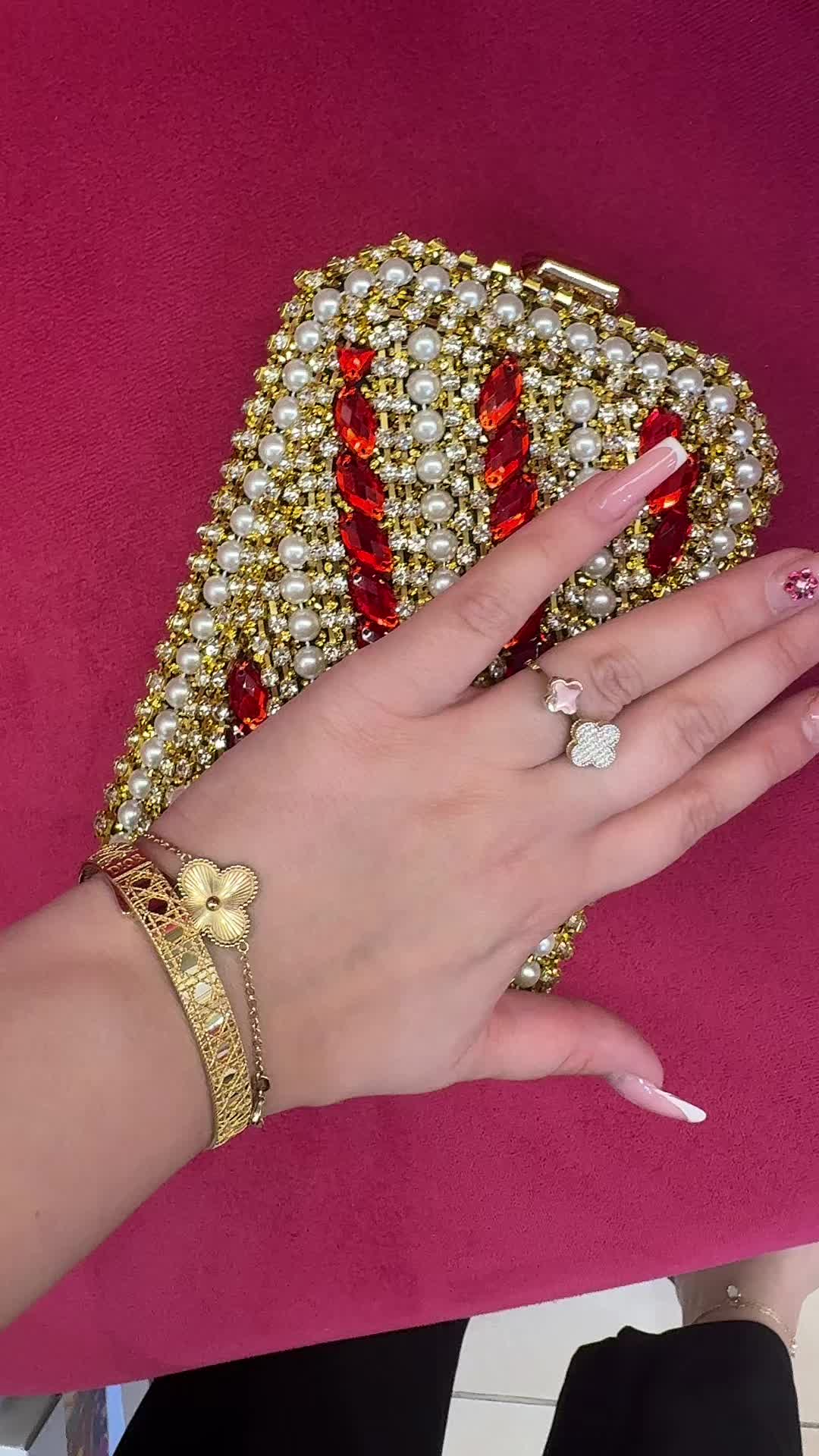 @🎀💸Veronika GOLD💸🎀