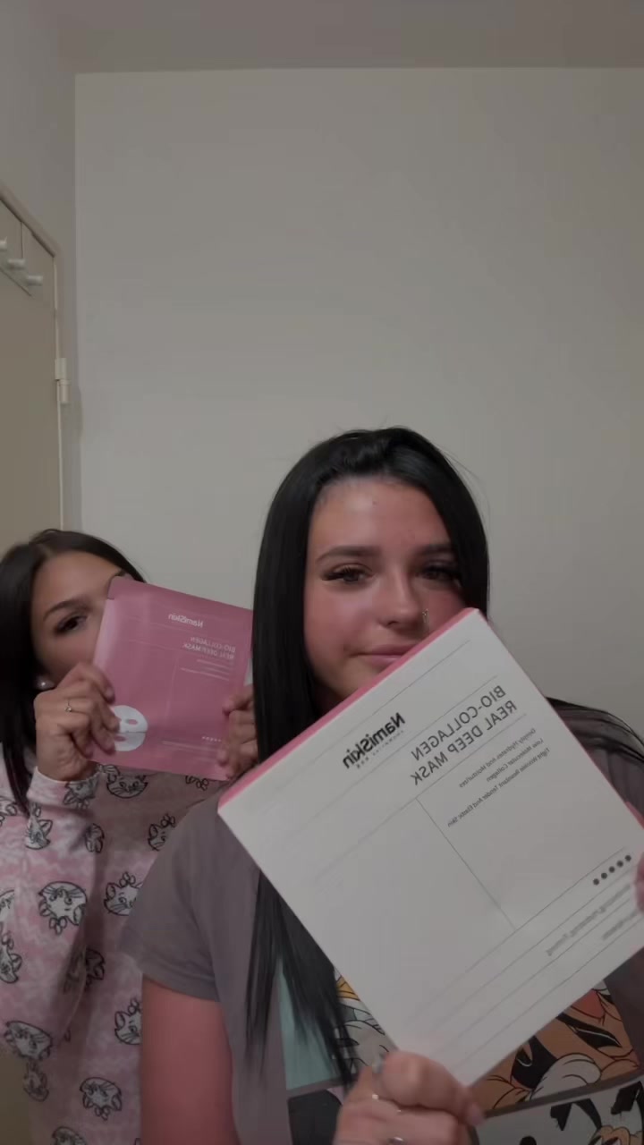 @naomi