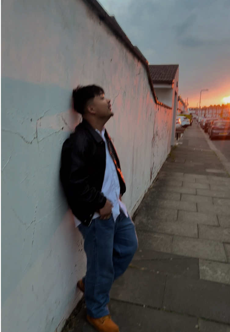 @Abhishek123🇳🇵 🇬🇧