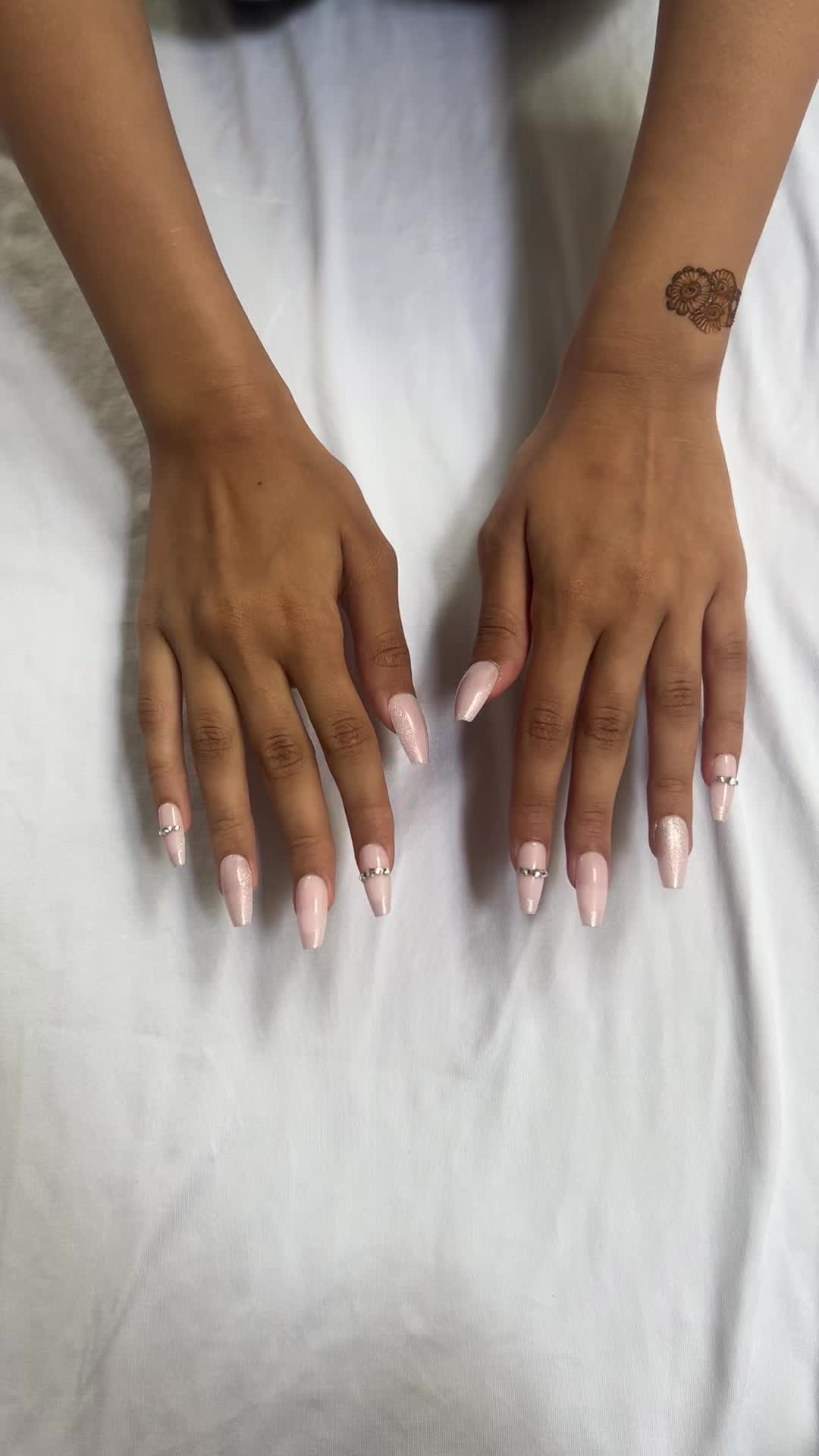 @staineddbyz