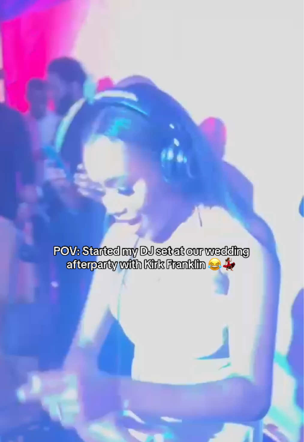 @VvadaA | DJ