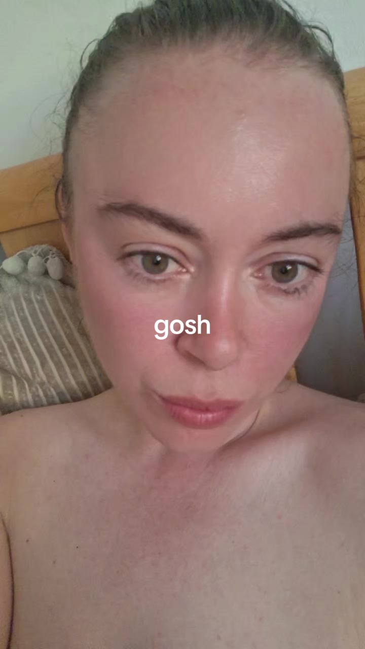 @lollyybmnqh