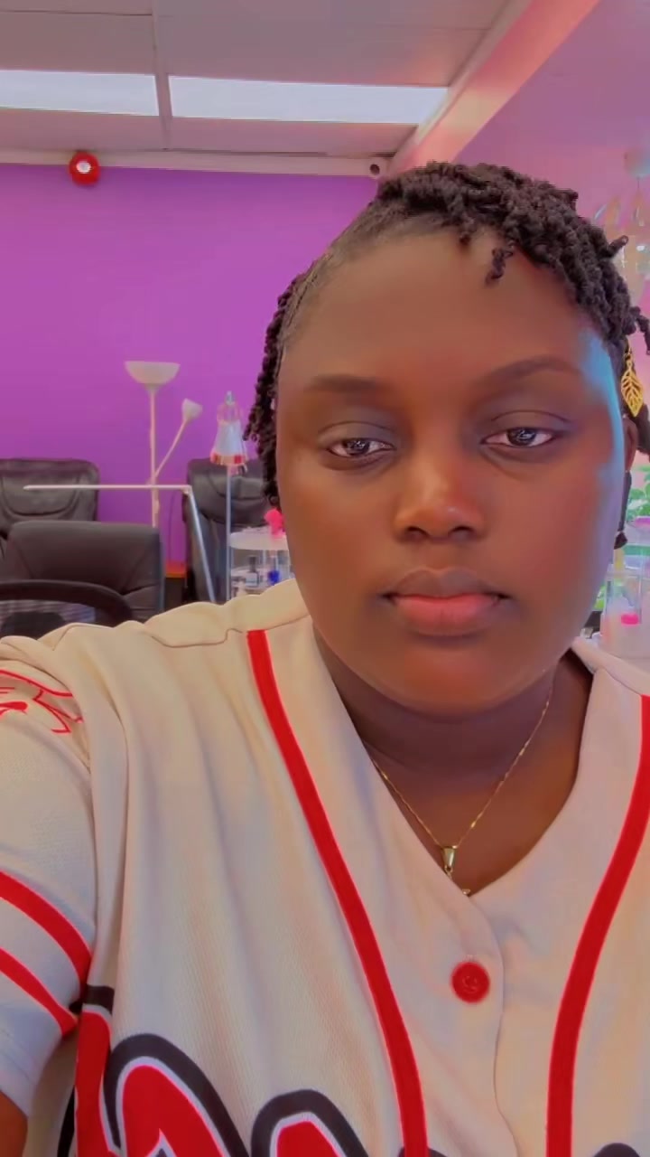 @Proud_Lynn🇺🇬🇨🇦