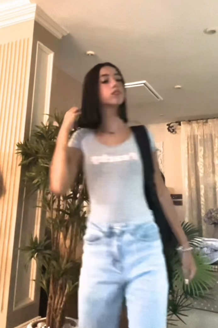 @𝐺𝐼𝑈𝐿𝐼𝐴