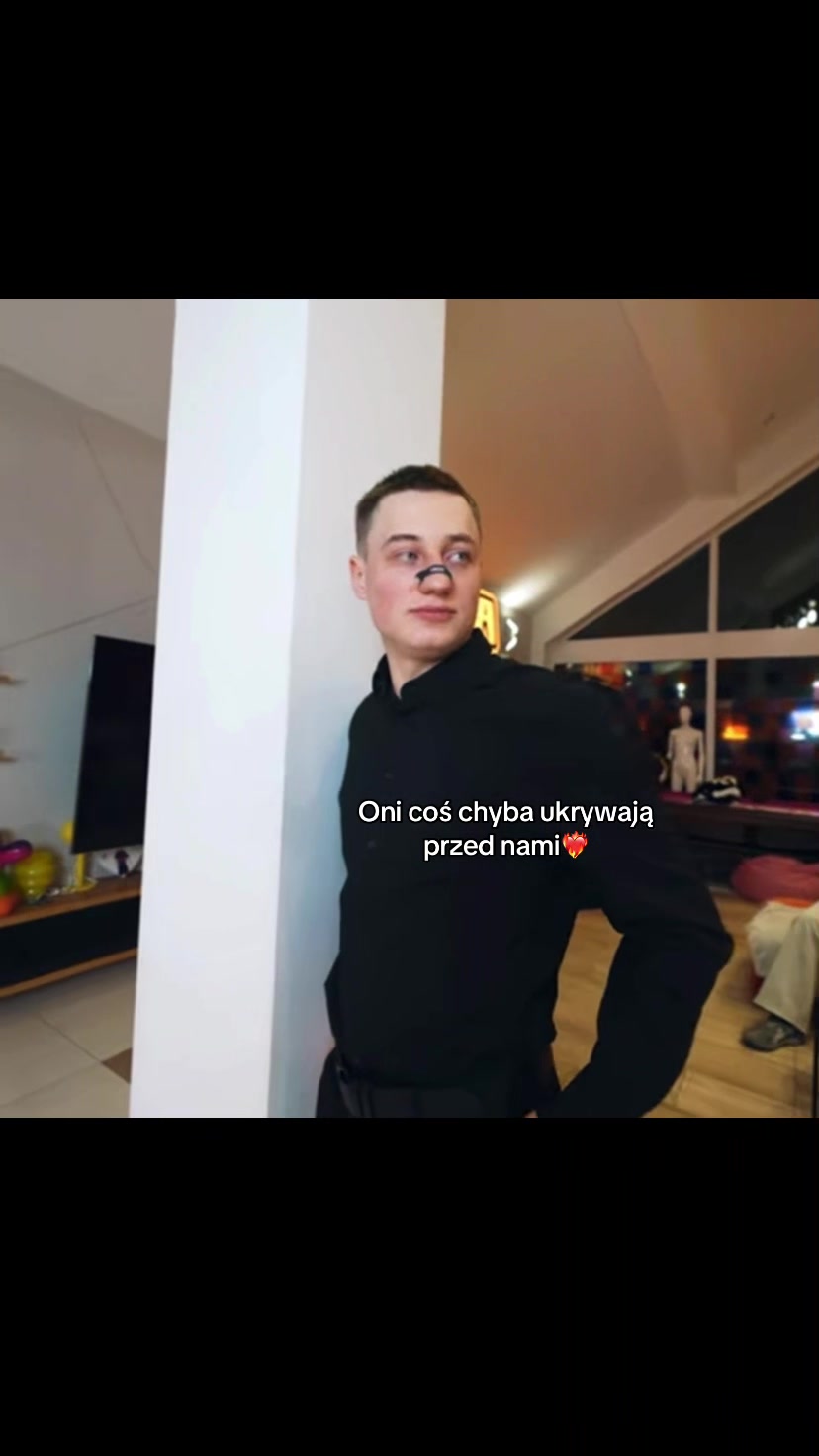 @𝐏𝐨𝐥𝐚'𝐒.𝐬𝐥𝐨𝐩❀