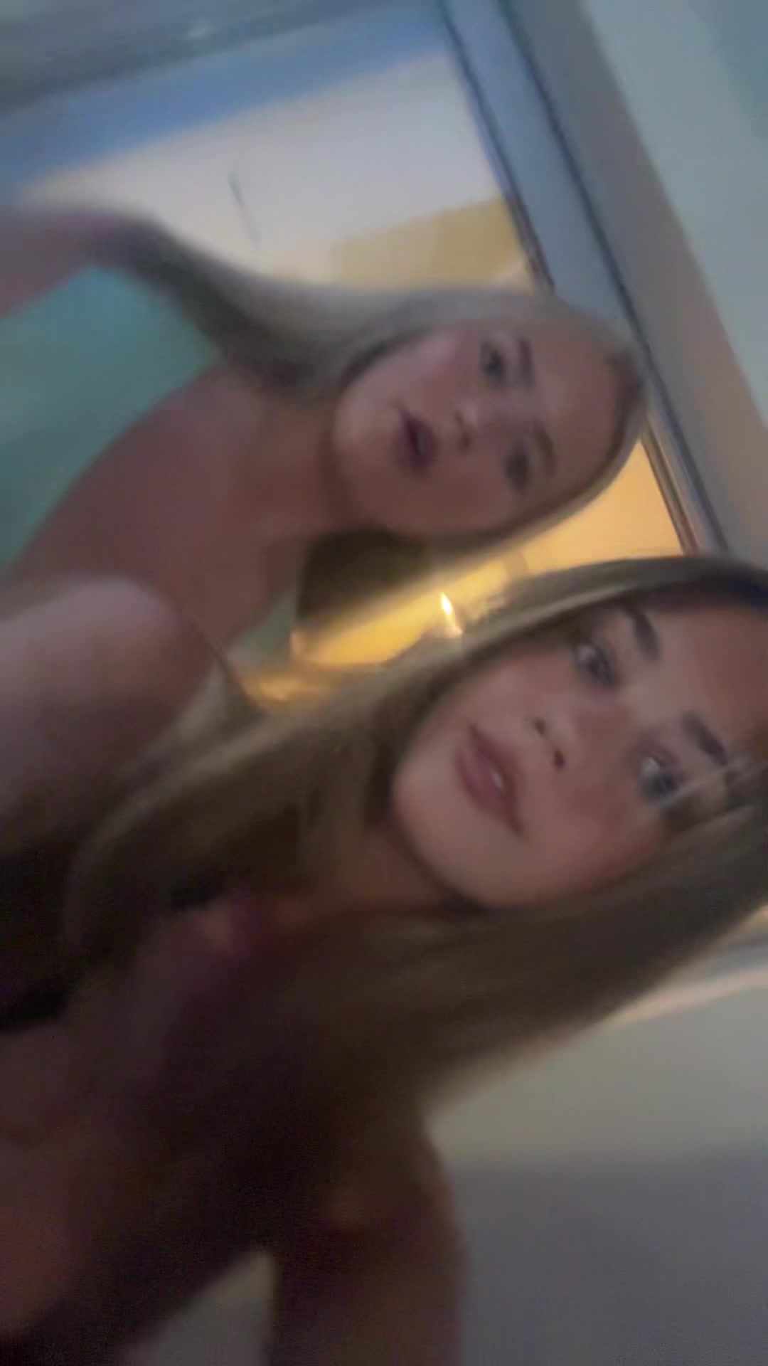 @lowri