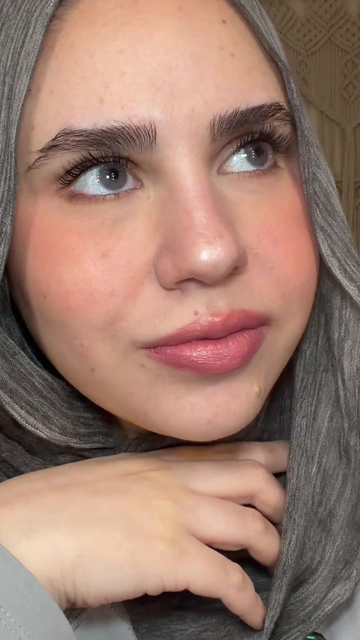 @Lovely_lenses