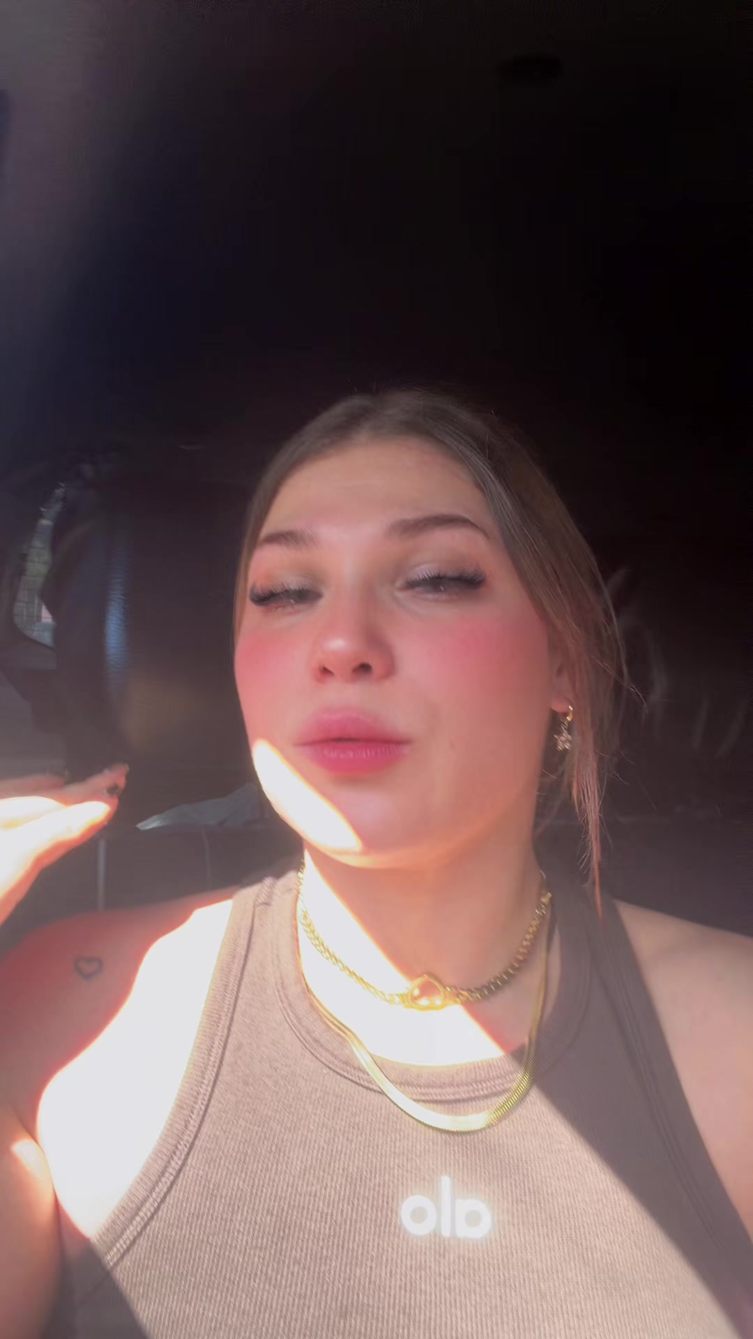 @Camila Belen 🥰