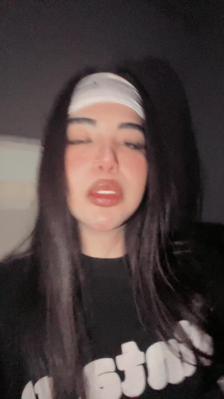@mobinasharifi