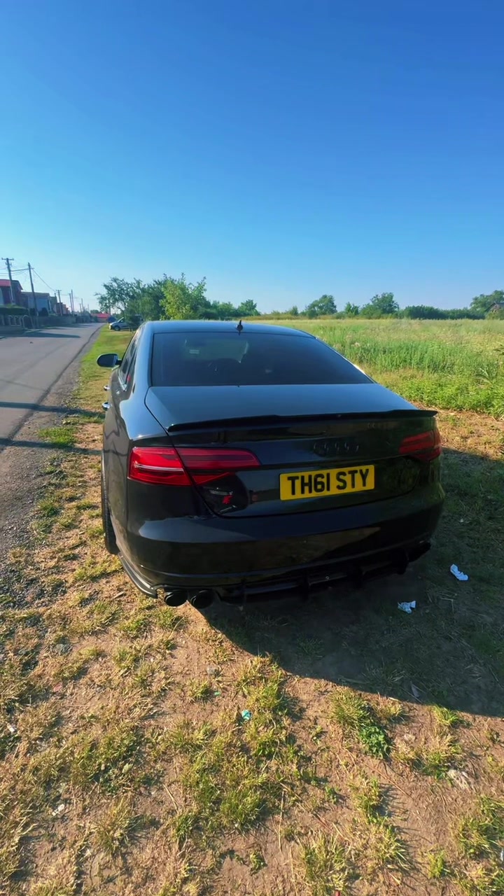 @Erik S8 AUDI