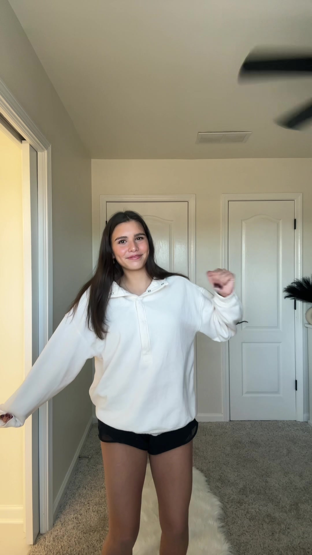 @Ava