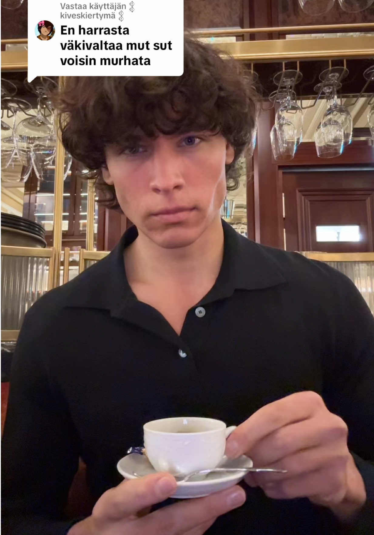 @Elias