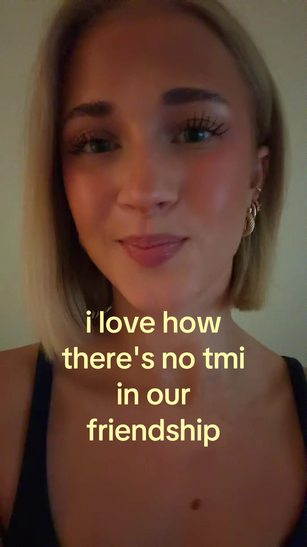 @theelliebarker