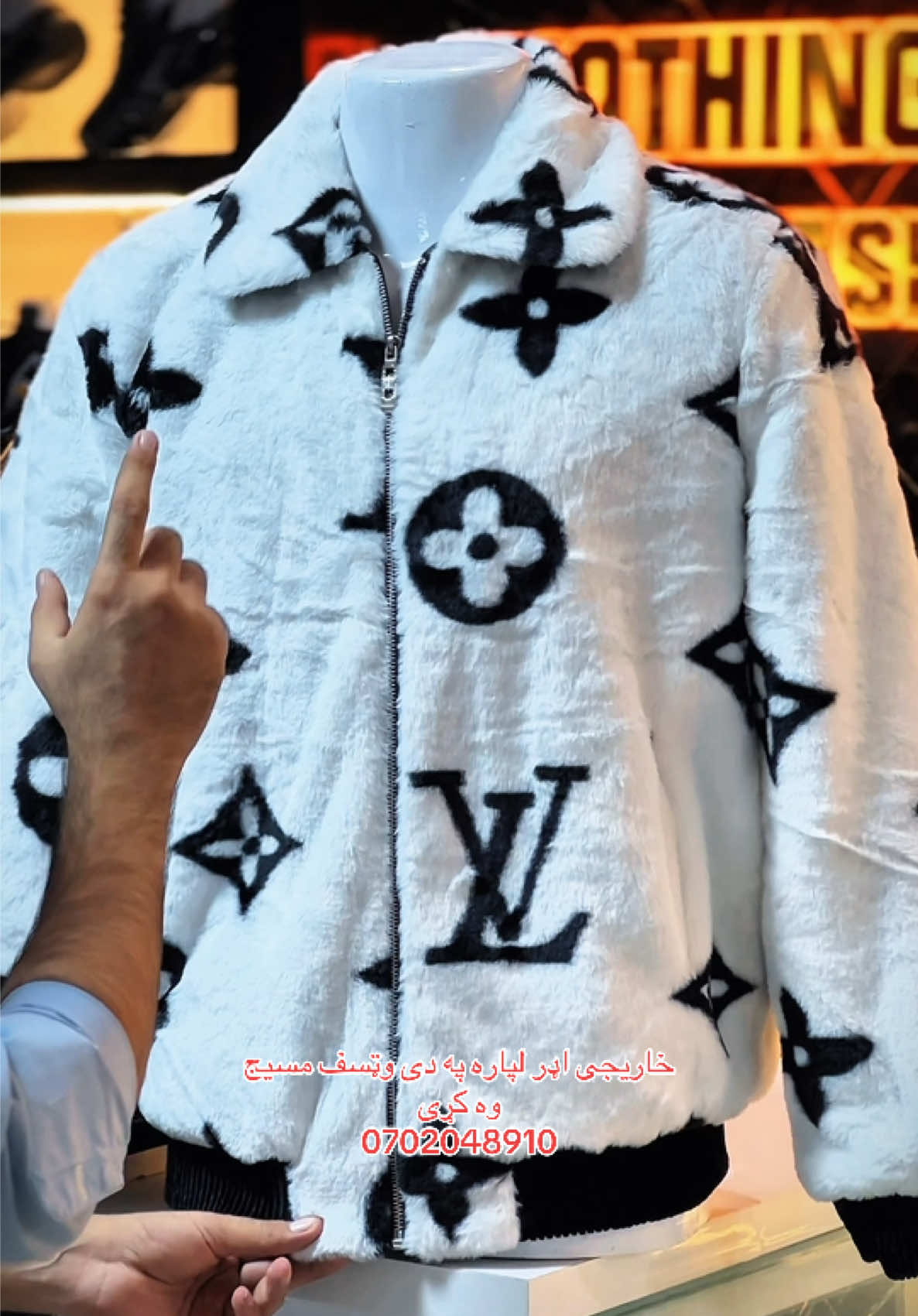 @Nothing X Adil 🛍️🤍